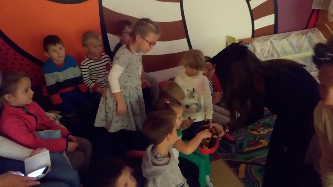 2017 rijen halloween knihovna 3 trida 1