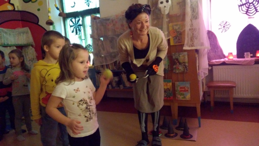 2017 rijen halloween knihovna 3 trida 6